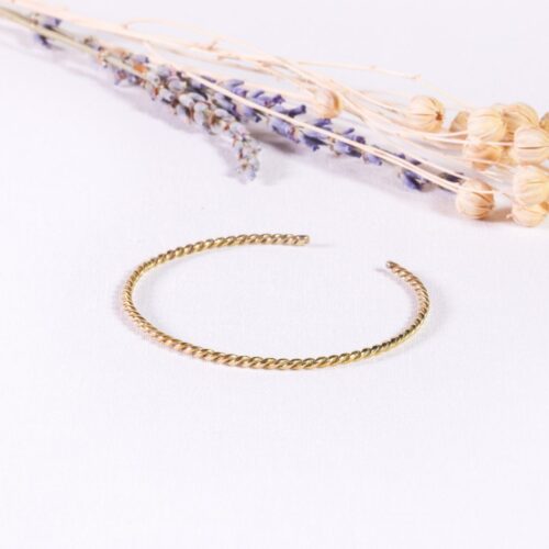 UMIWI Messing Armspange gezwirbelt