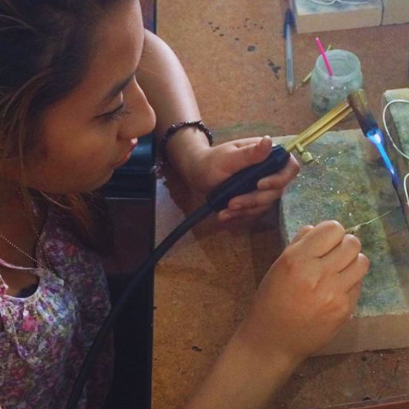 umiwi manufakturen mexiko fundacion renacimiento